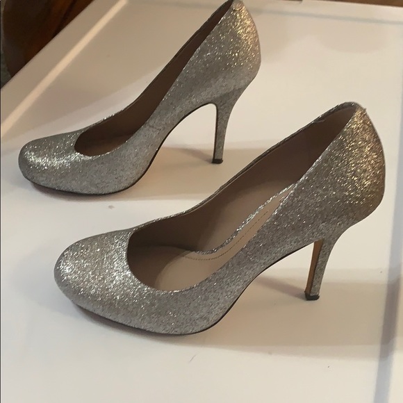 Silver glitter Vince Camuto heels - Picture 4 of 7